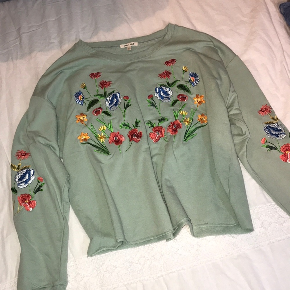 embroidered mint green cropped sweatshirt